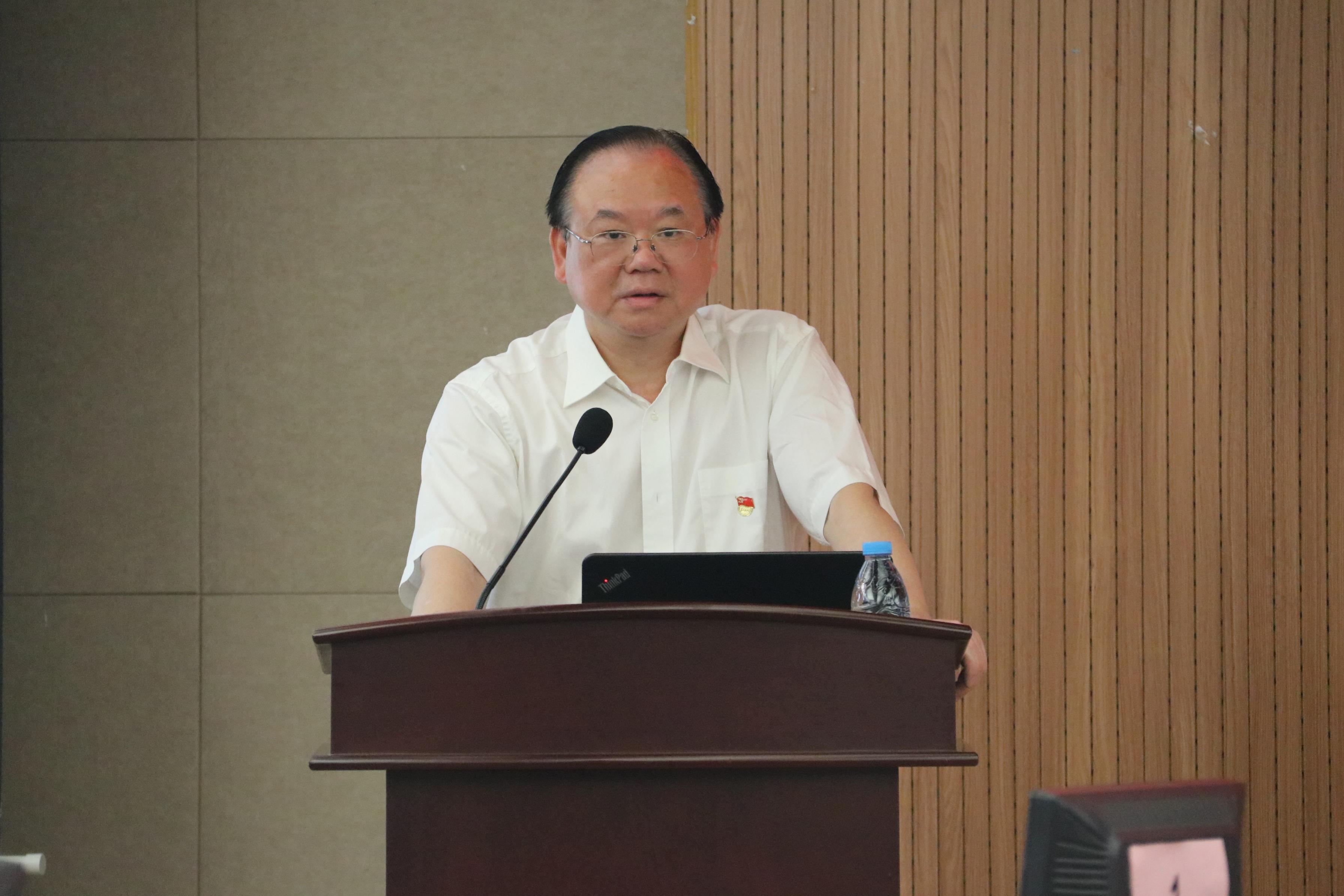 翁兴旺书记讲授专题党课 翁兴旺书记讲授专题党课